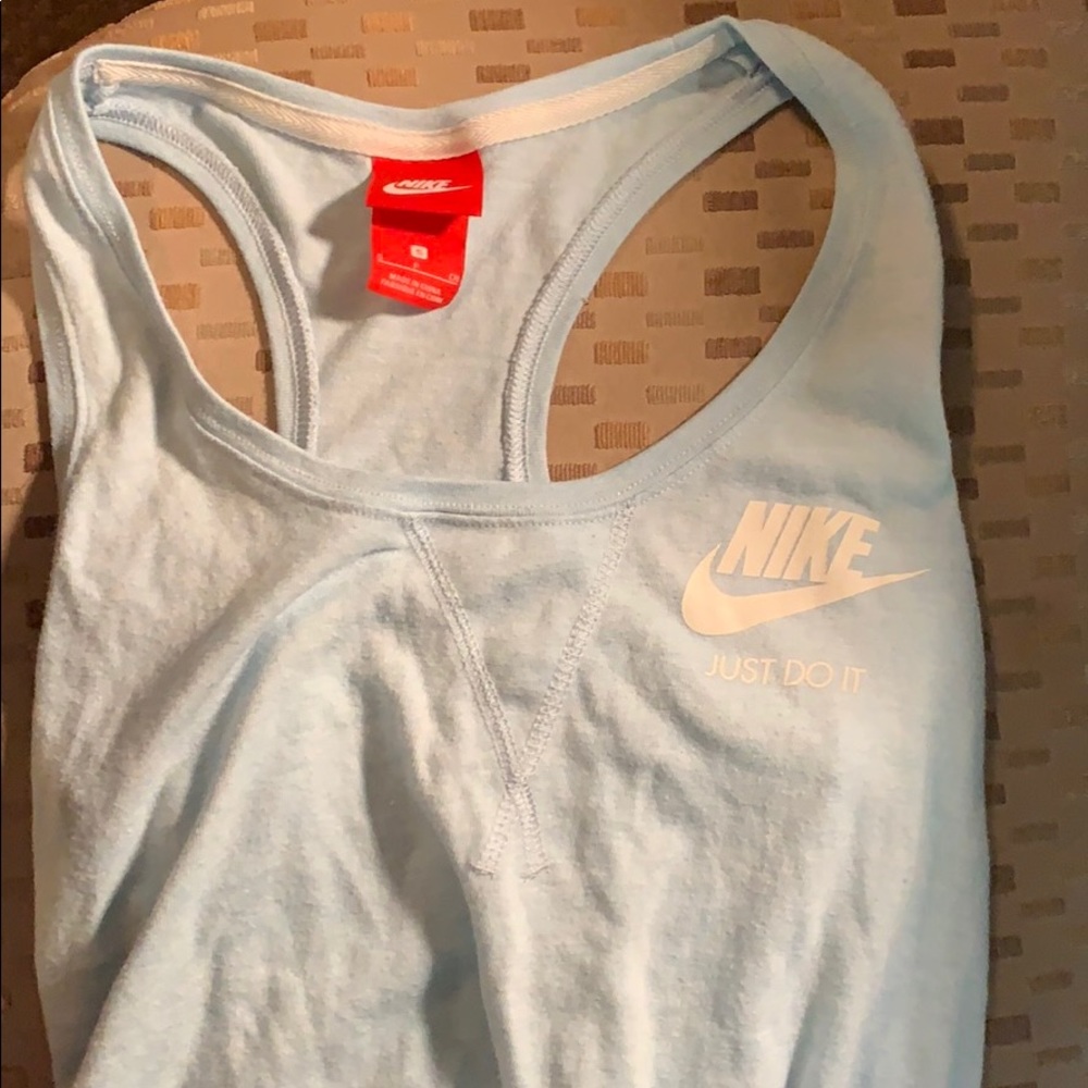 nike tank